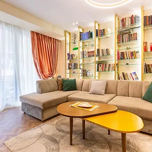 Center Fame House Albania